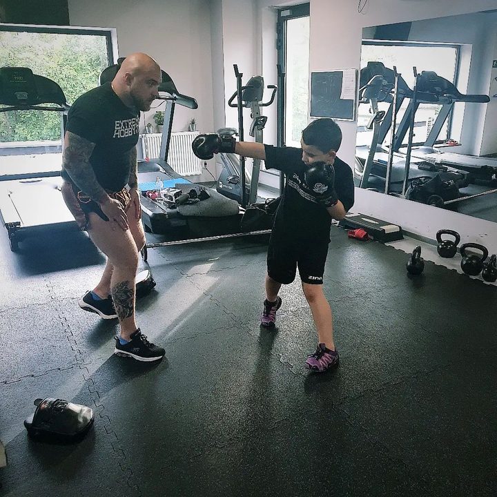 Boks Krzeszowice — zajęcia prowadzone przez Zuziboxing